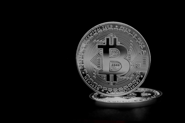 比特币最新绿色蜡烛引发疑问——真正的逆转即将到来吗?